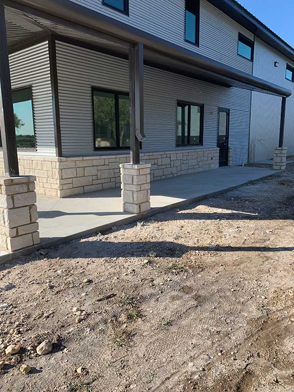 Commercial Stone Masonry Wainscot And Columns 2